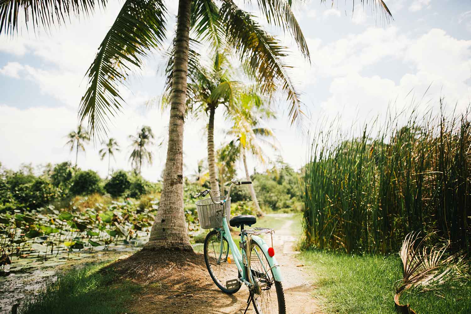 howtogettokohtao transportation bicycle thailand